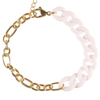 Bracelet composé d'une chaîne en acier doré et d'une chaîne en maille en matière synthétique de couleur blanche. Fermoir mousqueton avec 3 cm de rallonge.