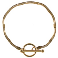 Bracelet composé d'une chaîne plate avec fermoir cabillaud en acier doré.