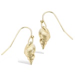 Boucles d'oreilles pendantes coquillages en plaqué or.