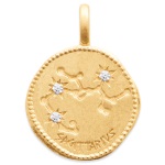 pendentif avec motif de la constellation du signe du zodiaque Sagittaire (Sagittarius en latin) en plaqué or et oxydes de zirconium.