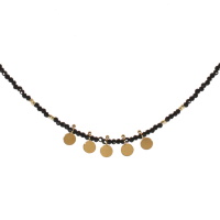 Collier composé de perles en acier doré, de perles en véritable pierre d'agate et de 5 pampilles rondes lisses en acier doré. Fermoir mousqueton en acier doré avec 7 cm de rallonge.