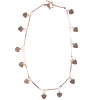 Bracelet chaîne de cheville avec barres et pampilles cœurs en acier rosé. Fermoir mousqueton avec 3 cm de rallonge.