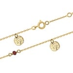 Bracelet avec pampilles martelées en plaqué or et perles de couleur.