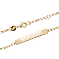 Bracelet gourmette identité en plaqué or jaune 18 carats avec une étoile sertie d'un oxyde de zirconium blanc. Fermoir mousqueton avec anneaux de rappel à 16 et 18 cm.