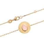 Bracelet en plaqué or et quartz rose en forme goutte.